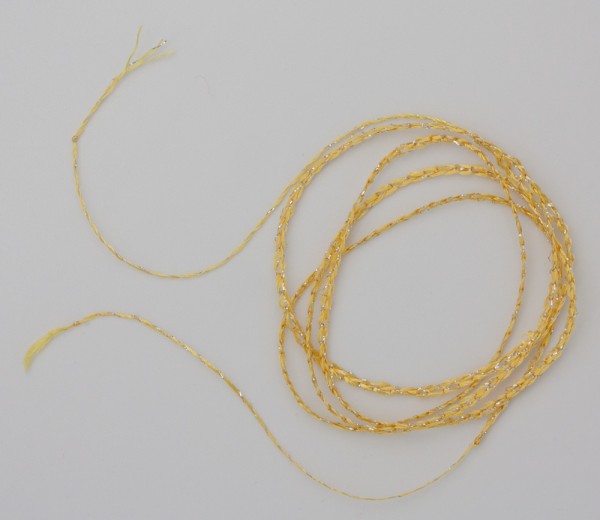 80 cm gelb-goldfarbenes gehäkeltes Band aus Baumwollgarn